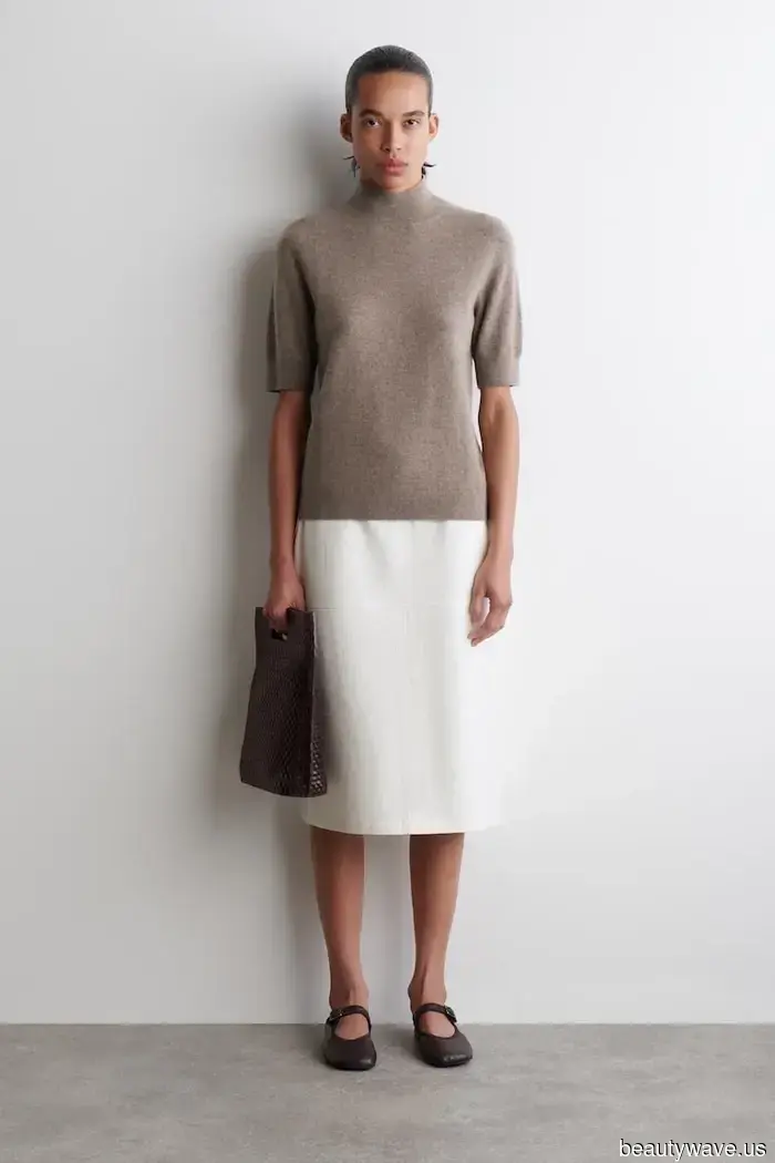 Es ist schockierend, wie viel cooler diese Trainerfarbe einen weißen Rock oder Jeans aussehen lässt.