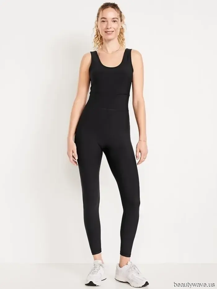 Warte&mdash;Old Navy ist *so* gut gerade: Diese 13 schicken Sale-Auswahlen geben NYC Cool Girl.