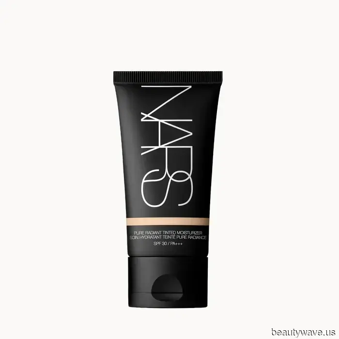 As a Beauty Editor, these are the only foundations I allow on my face during the summer.