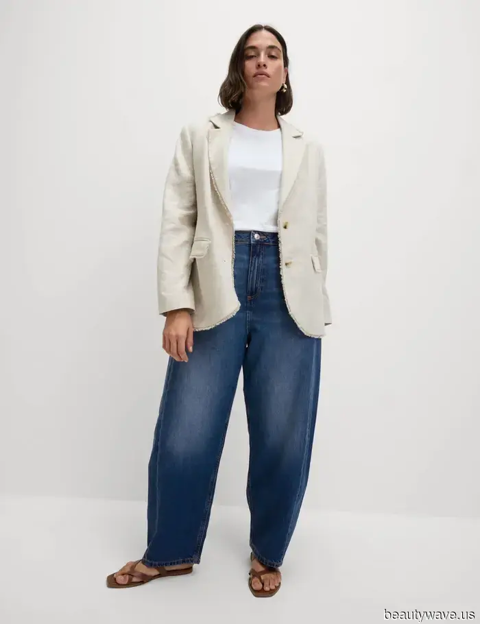 Every fashionable individual I know has a pair of M&S jeans—this is the chic look I frequently wear.