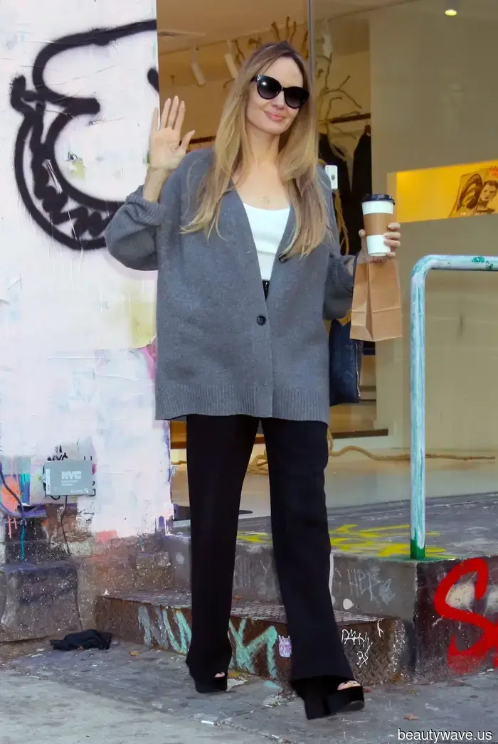 As a 26-year-old fashion writer, I noticed these five stylish summer 2025 trends for those over 50 that really caught my attention.