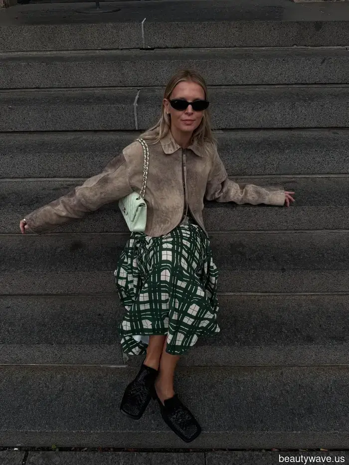 Когда джинсы просто не подходят, модные люди обращаются к этому вечному, но актуальному стилю юбки