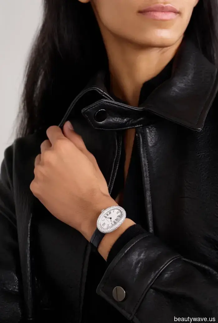 From Pendant Necklaces to Cocktail Watches, These Jewellery Trends Are Shaping Luxury in 2026.