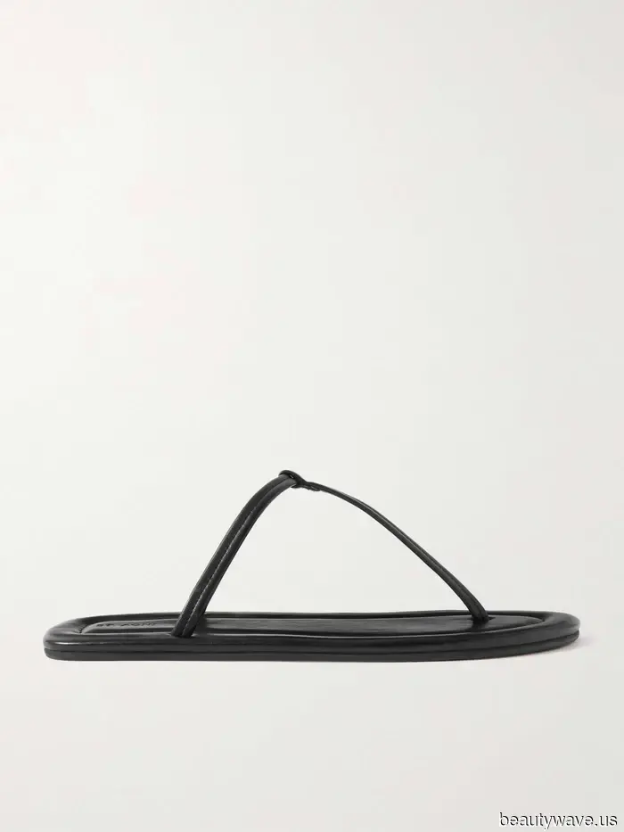 I've learned the hard way that I should never go on vacation without bringing this essential shoe style.