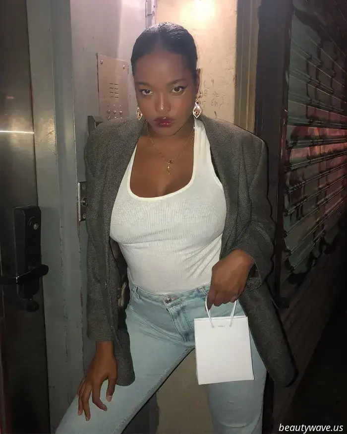 4 Outfit-Ideen, die das bescheidene weiße Tanktop geradeaus schick aussehen lassen
