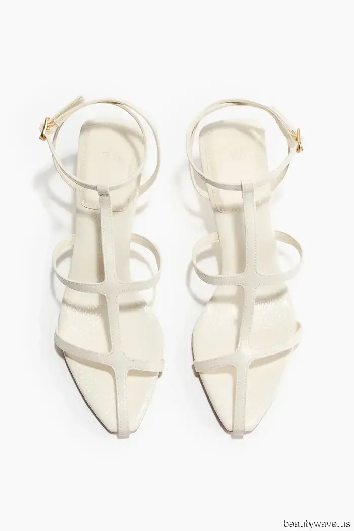 Apologies, Flip Flops—6 Previously "Outdated" Summer Footwear Trends That the Fashion Set Has Resurrected for…