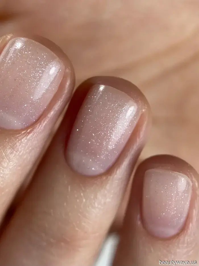 Dai toni invernali freschi all'ispirazione per San Valentino: 6 colori per unghie che spiccano questo febbraio