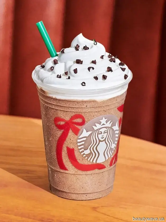 We Sampled All the Starbucks Holiday Beverages—Here’s Our Ranking.