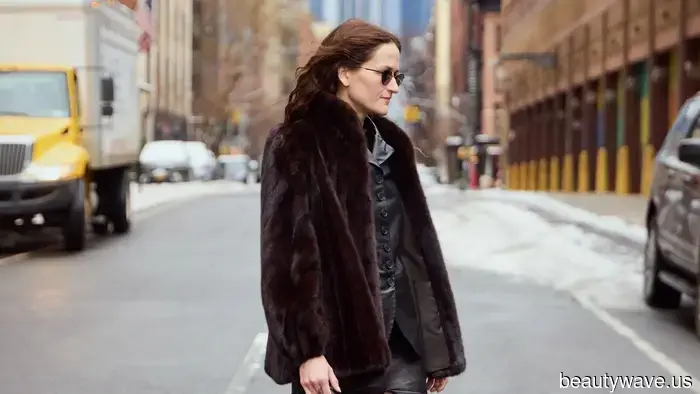 Estos son los básicos que la gente de moda de NYC está comprando en la venta semestral de Nordstrom.