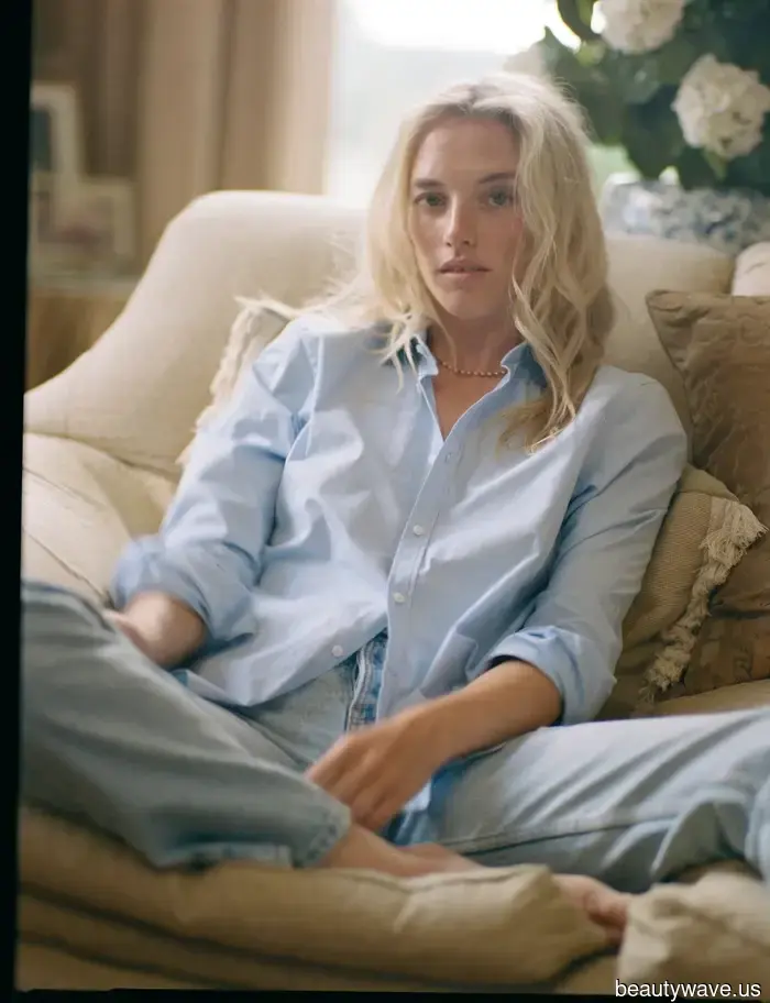 I've Analyzed It—Here Are the 5 Color Combinations That French Women Choose for an Elegant Look in Spring.