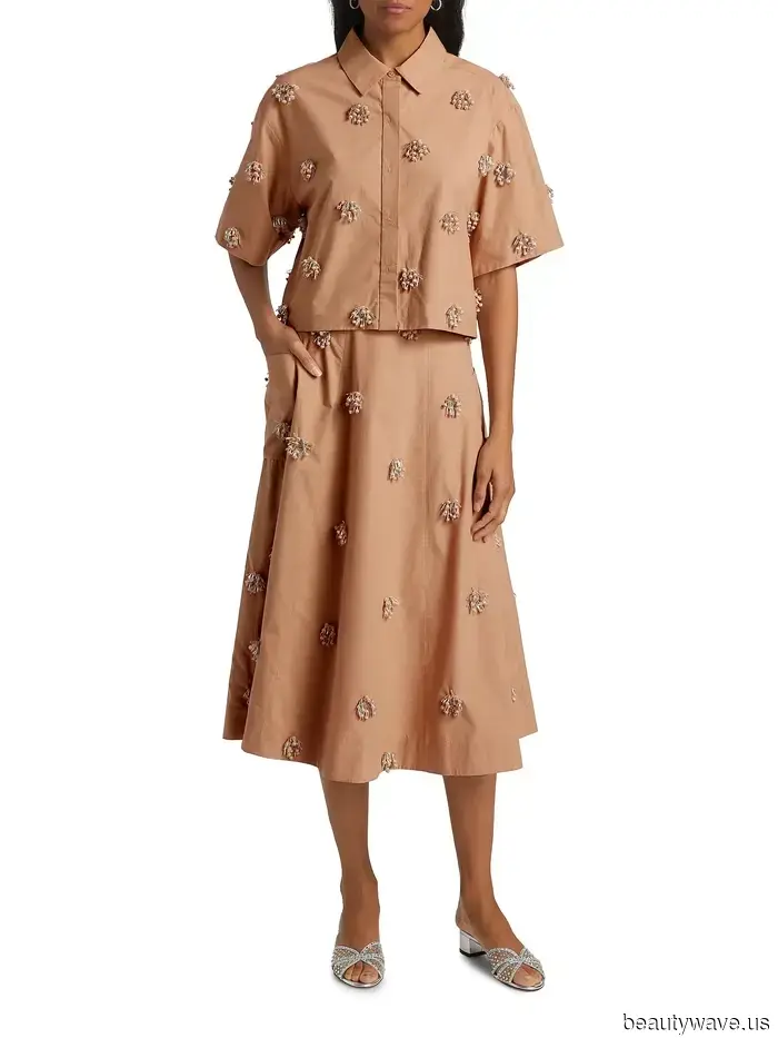 Fondamentalmente, tutto ciò che le persone della moda vogliono in questo momento è perline, e questi sono i loro preferiti.