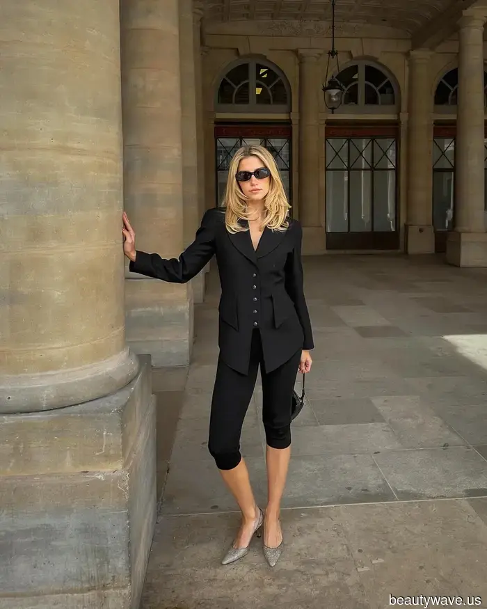 If you plan to wear capri leggings in 2026, style them like this, this, and this.