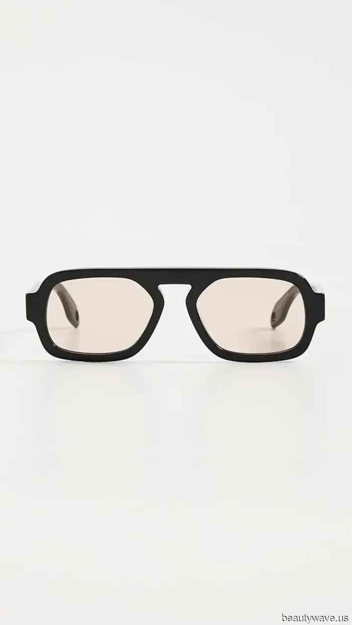 I'm a shopping specialist residing in L.A.—28 stylish items I'm giving to my fellow Angelenos.