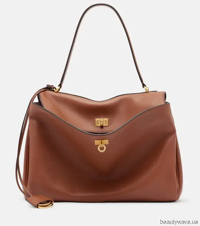 Only the Classics: Here Are the 7 Essential It Bags for Winter 2025