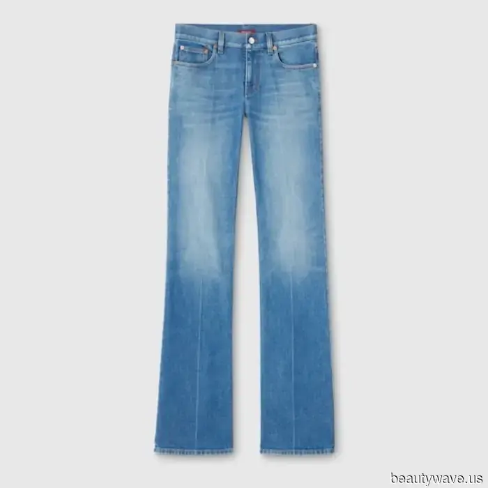 No, not flats: This spring 2026, it girls are currently pairing this shoe trend with jeans.