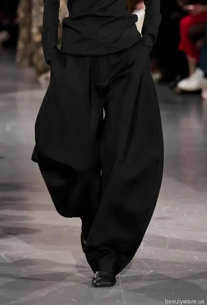 7 Tendencias de Pantalones de Otoño que Son Elegantes, Geniales y el Descanso Perfecto de los Jeans