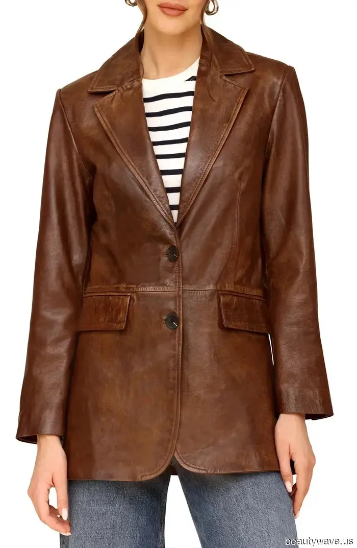 It’s confirmed: Combining these two colors is essential for creating luxurious fall outfits.