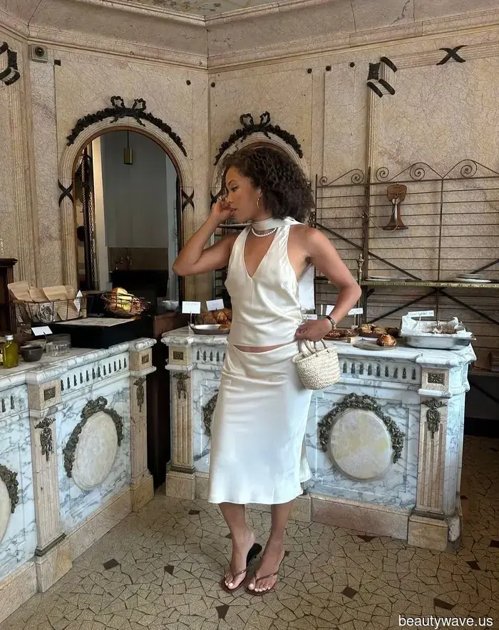 I just returned from Paris and noticed these specific summer outfit combinations everywhere.