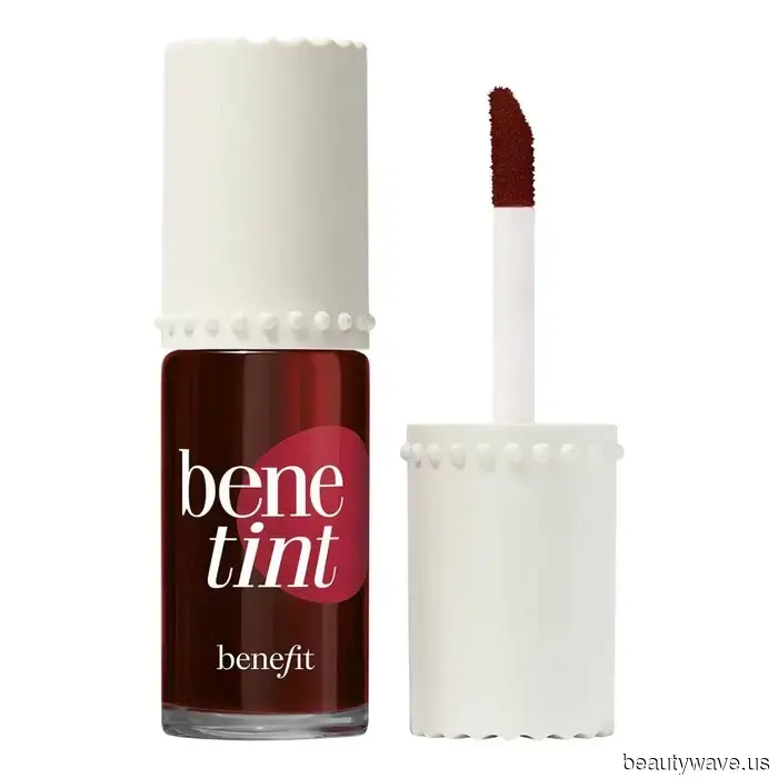 This luminous cheek product provides the "I just returned from a sun-drenched vacation" vibe.