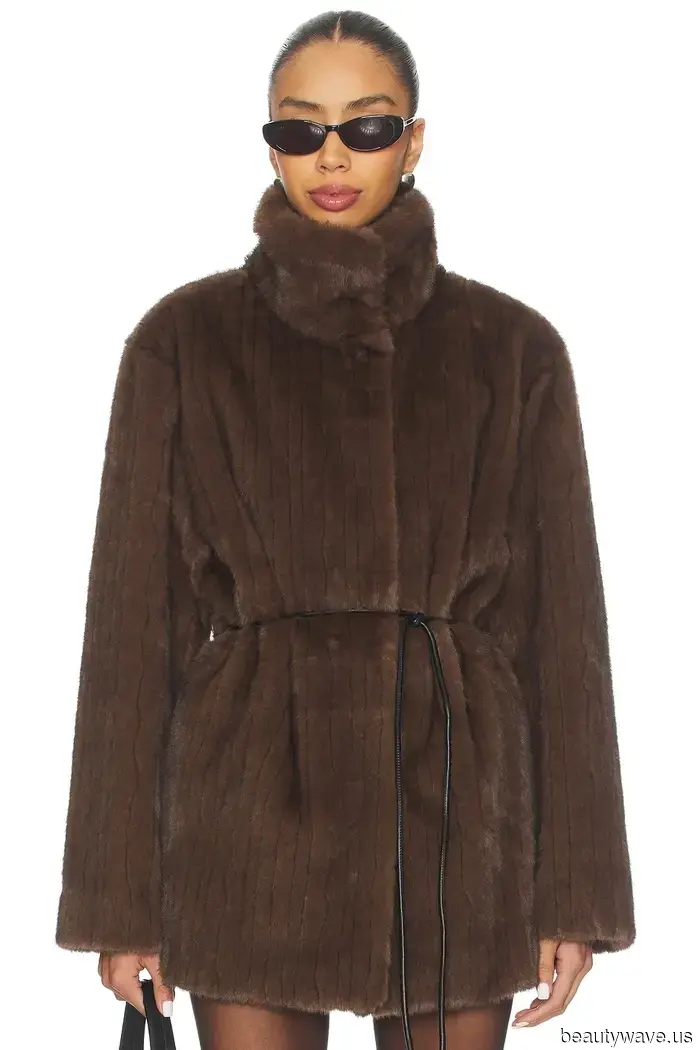 Eaves! Helsa! SRG! 7 Brands That Fashionable Individuals Always Check Out First at Revolve.