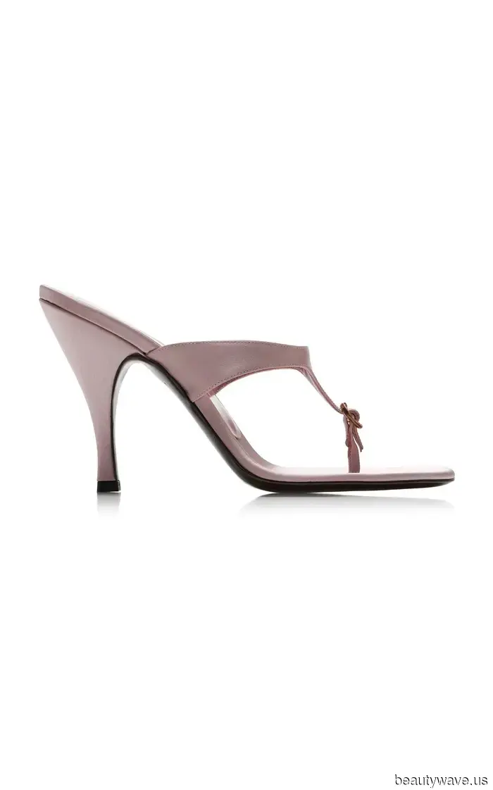 I’m declaring that these will be the most sought-after sandals of 2026.