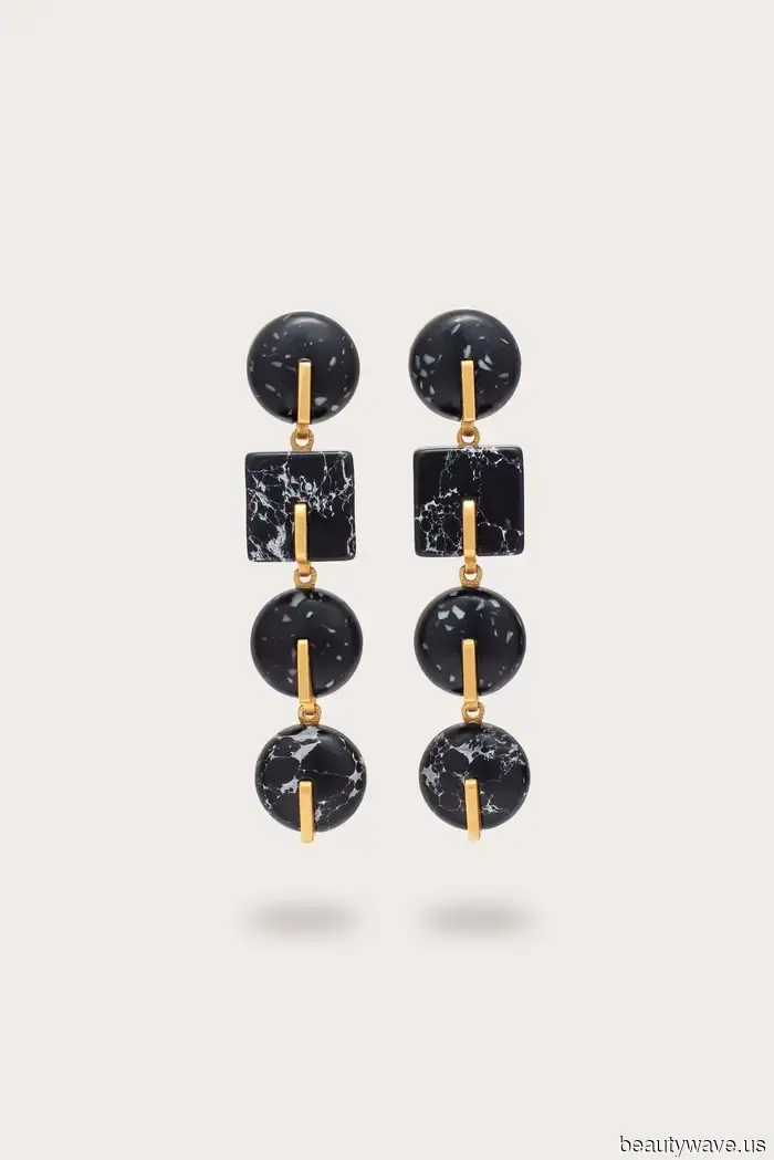 Everything You Need: Outfit Choices for Holiday Hosting