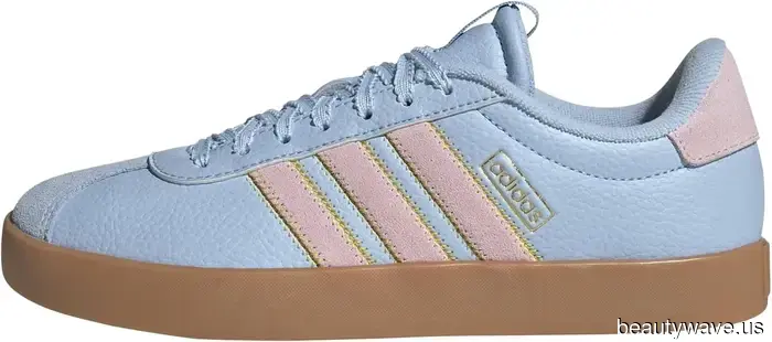 My fashionable mom is shopping on Amazon more frequently and asked for a list of trendy items—I enjoy these stylish discoveries.