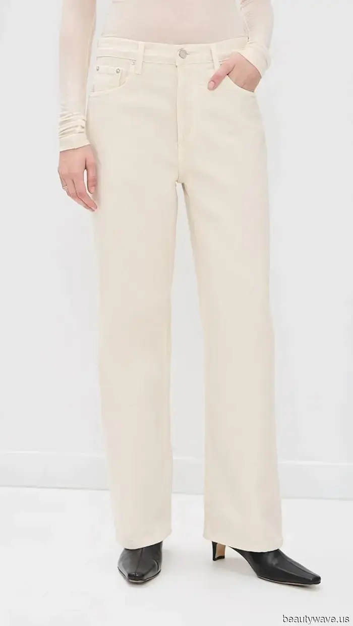 Salta i Pantaloni Neri: Questo È il Modo Chic di Abbinare un Blazer Oversize e Sneakers Bianche nel 2026