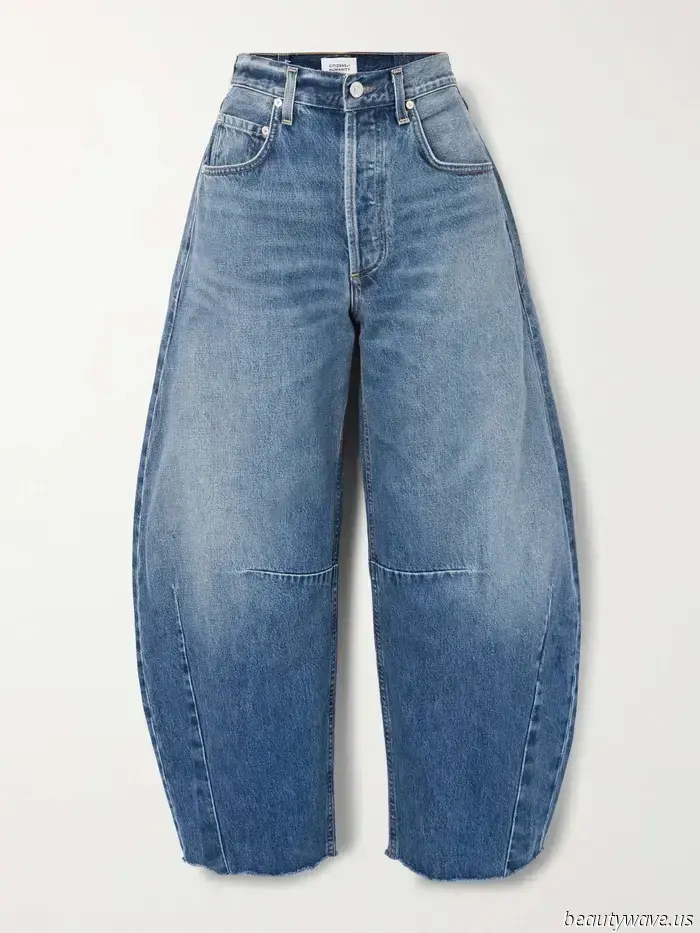 Desde las zapatillas hasta los tacones, estos son los mejores zapatos para llevar con jeans de pernera tipo barril.