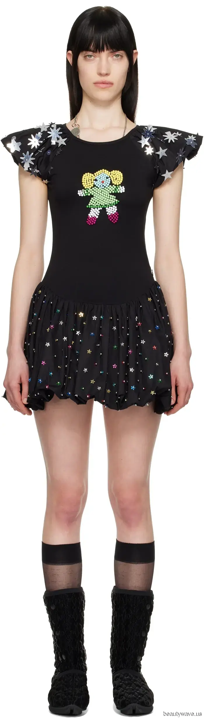 5 идей нарядов на Новый год, вдохновленных любимыми образами наших икон стиля 2025 года