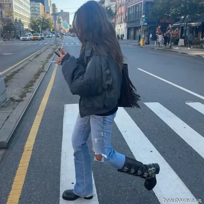 My Gen Z cousin is curious about how to make skinny jeans trendy in 2026. I suggested styling them with these four pieces.