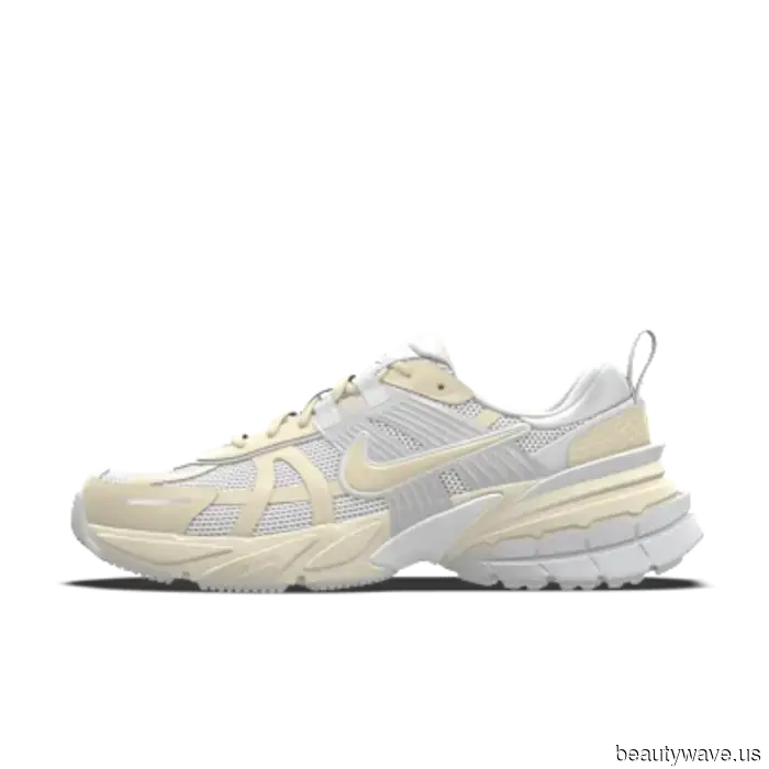 Goodbye, Sambas—In 2026, It Girls Will Only Combine These 5 Sneakers with Leggings