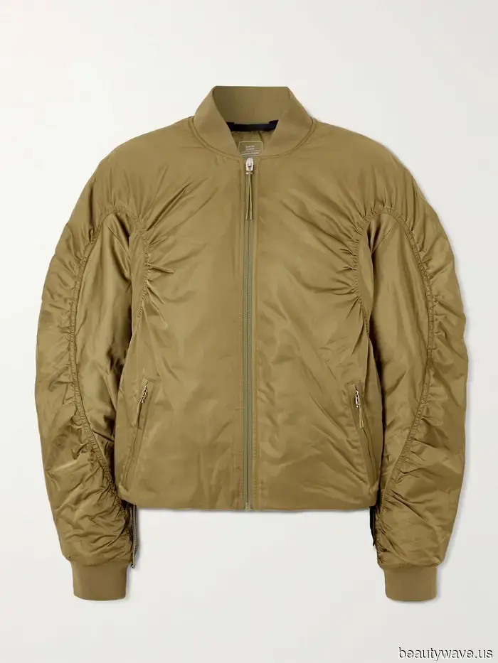 7 Trendy Jackets That Fashion Enthusiasts Will Pair With Their Favorite Jeans This Winter