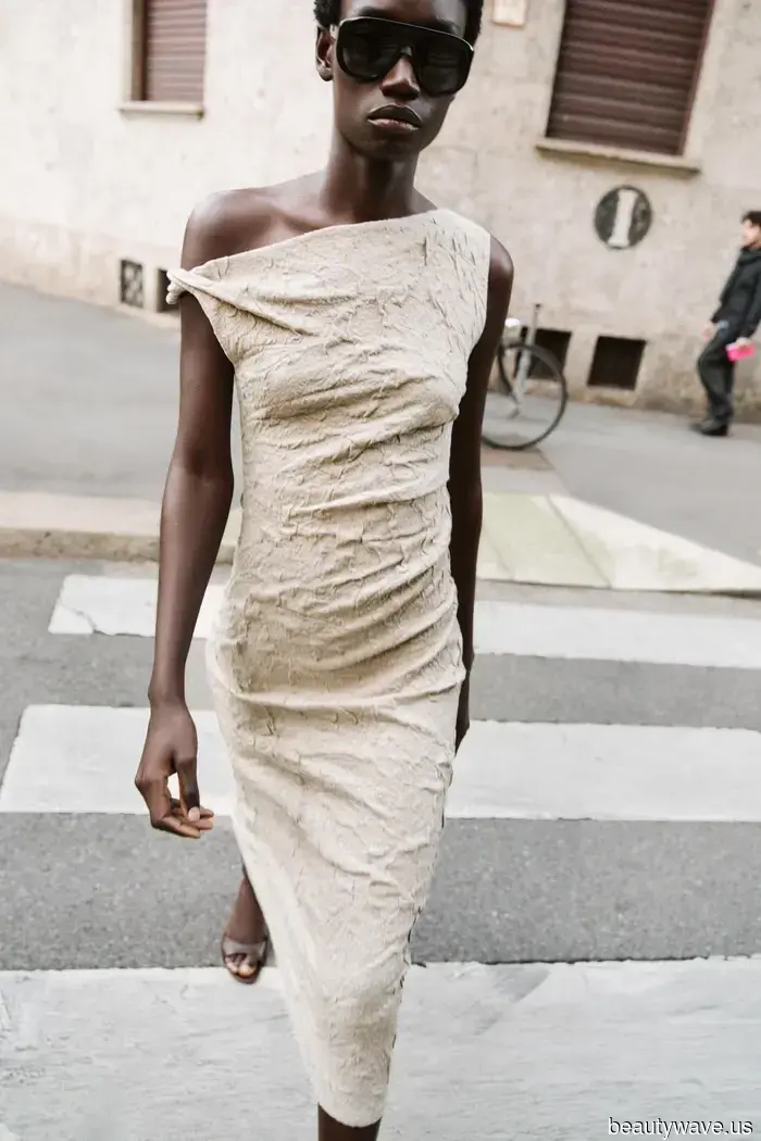 As a Fashion Editor, this is the new sandal color that I'll be sporting constantly in the summer of 2026.