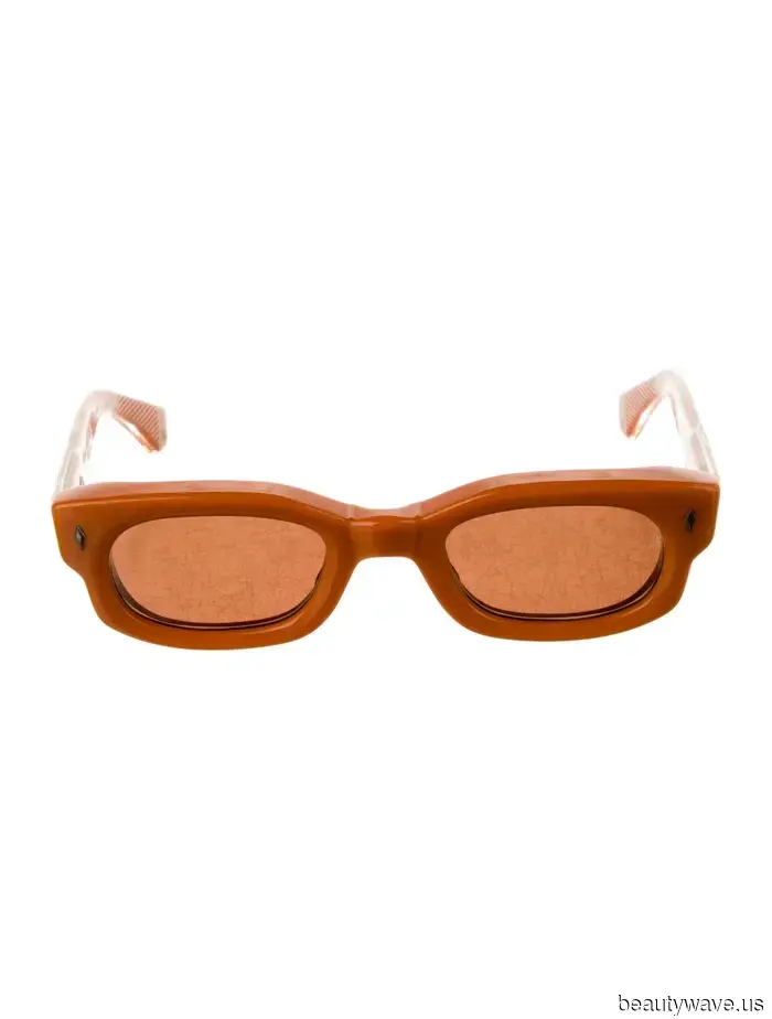 The Unique, Legendary Items Available Exclusively on the Vintage Market