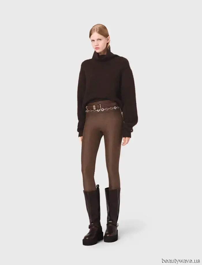 È Ufficiale: I Leggings di Questo Colore Esatto Sembrano Molto Più Moderni