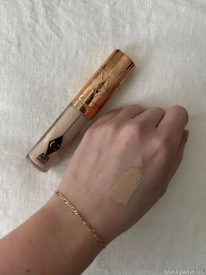 If your concealer consistently appears cakey, you should learn about these formulas that look natural.