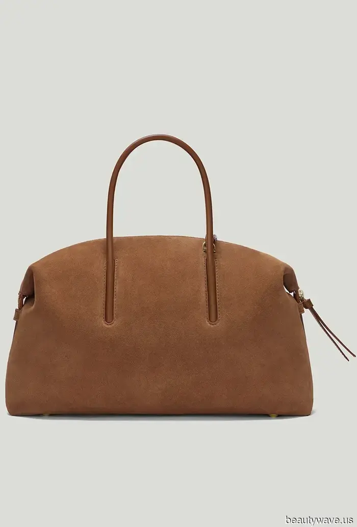 No Disrespect to Jeans, But This Winter, It Girls Are Choosing This Pant Trend That Appears Much More Luxurious.