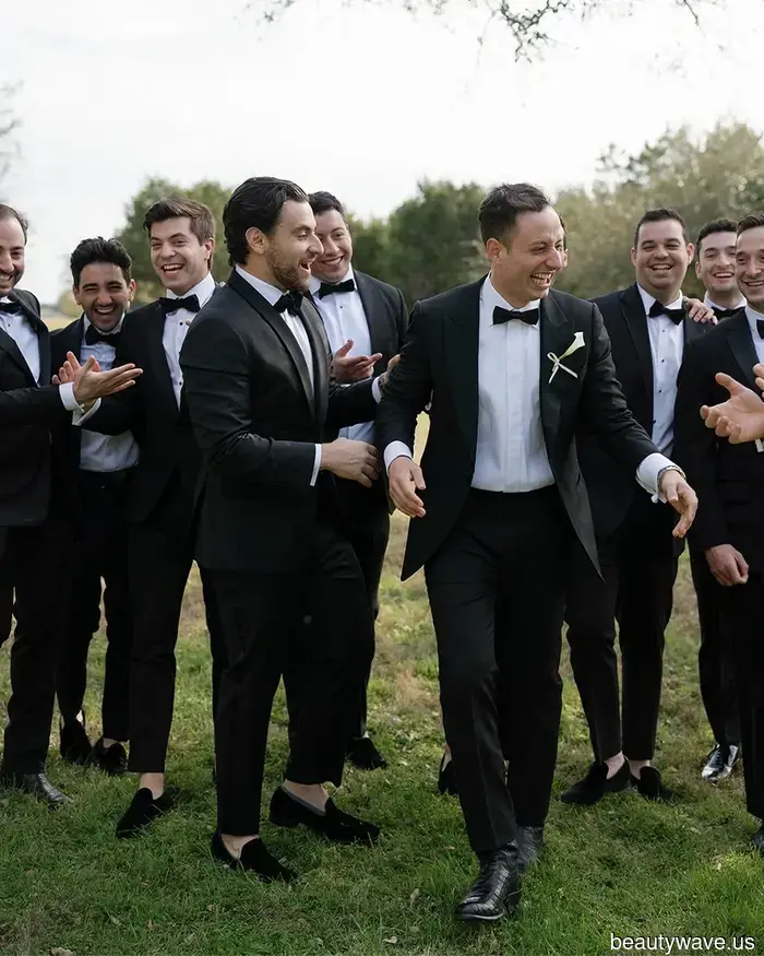 An Elegant Barbecue Feast and a Danielle Frankel Gown Create the Atmosphere for This Fashion Editor's Wedding in Texas.