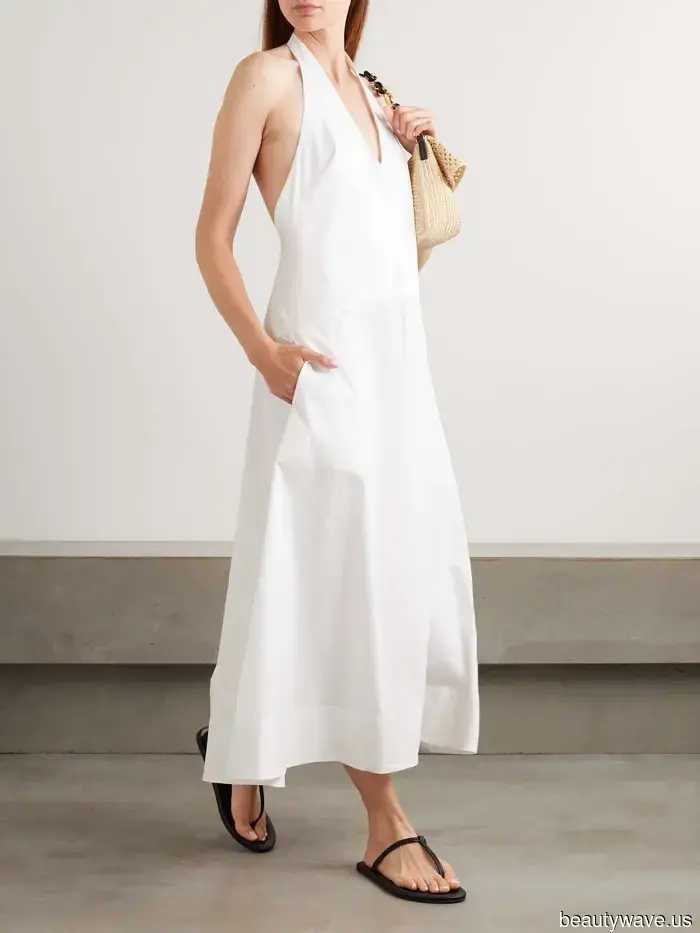 Este vestido sencillo de los años 2000 está en la maleta de todas las personas de moda este verano.