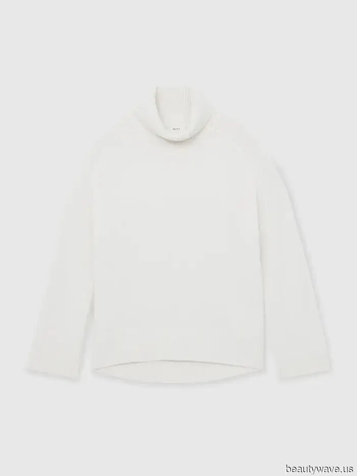 5 Classic Outfit Combinations That Fashionable Individuals in Paris, London, and Stockholm Turn to Each Winter