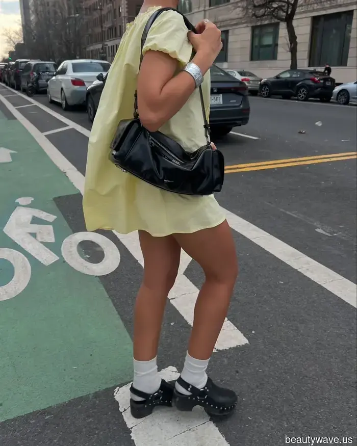 Apologies, Flip Flops—This "Outdated" Footwear Trend is Dominating Our Summer 2026 Wardrobes.