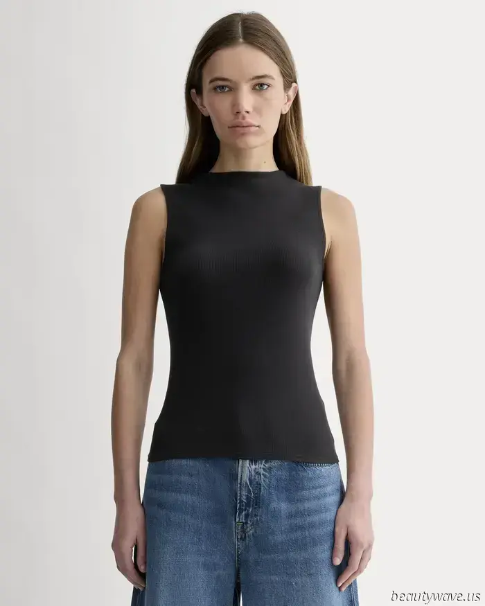 I Tried On the Everlane Items You’re Going to See Everywhere This Summer.