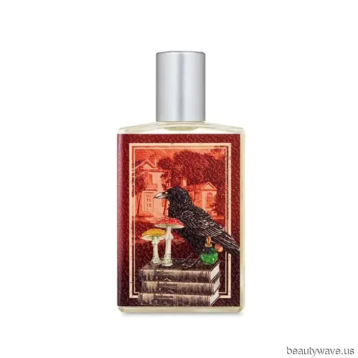 If Misty Hills, Antique Candelabras, and Victorian Lace Had a Fragrance, It Would Be Represented by These 17 Enigmatic Perfumes.