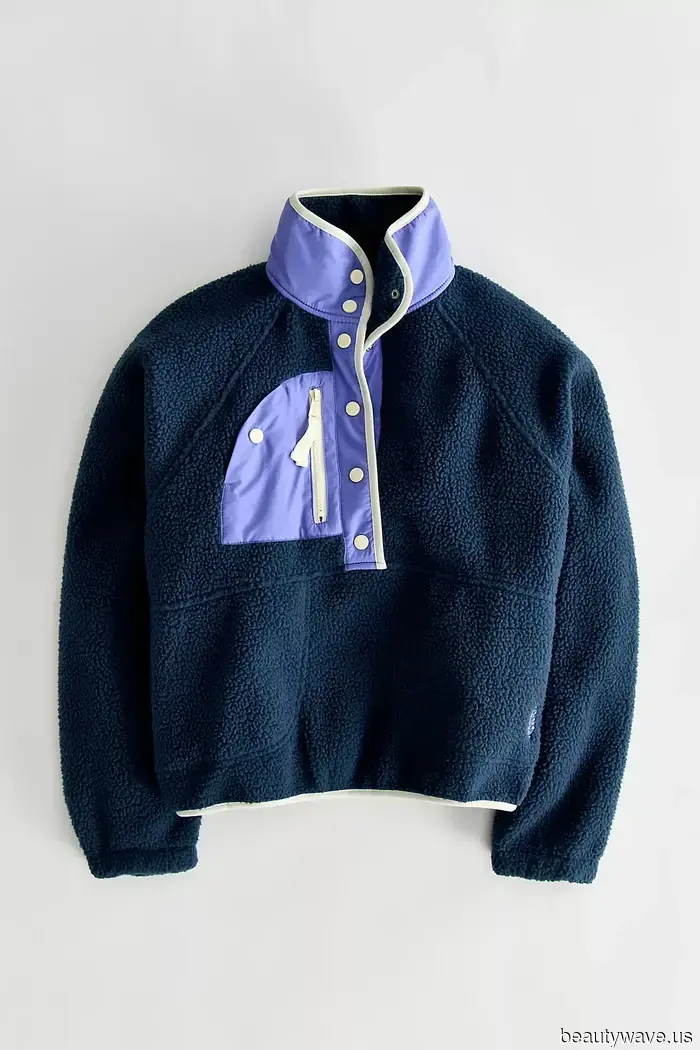 Sujeta los sudaderas con capucha y los abrigos&mdash;Las chicas de L.A. están usando *este* artículo anti-tendencia con leggings