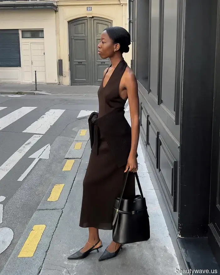 Neither Black Nor White: The Dress Color That Fashion Enthusiasts Are Sporting from Stockholm to Paris