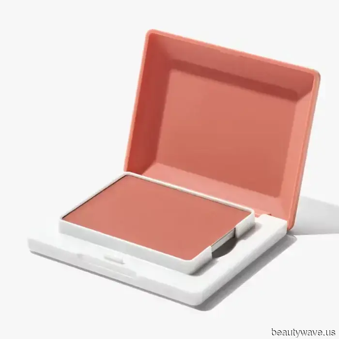 This luminous cheek product provides the "I just returned from a sun-drenched vacation" vibe.
