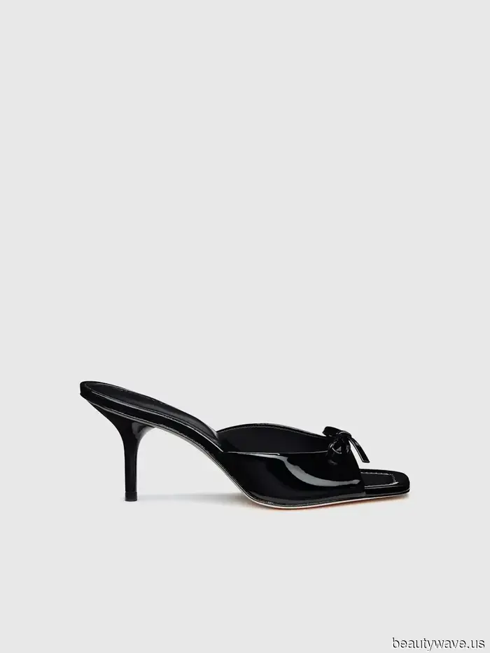 Non Sandali&mdash;Le persone alla moda stanno passando dai jeans a questa tendenza di scarpe più chic