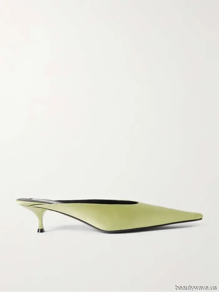 As a 26-year-old fashion writer, I found these five stylish summer 2025 trends for those over 50 to be quite captivating.