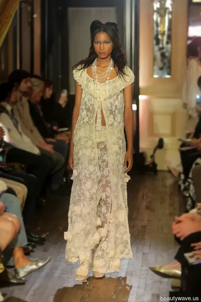 Im Inneren des kreativen Geistes der legendären Designerin Anna Sui
